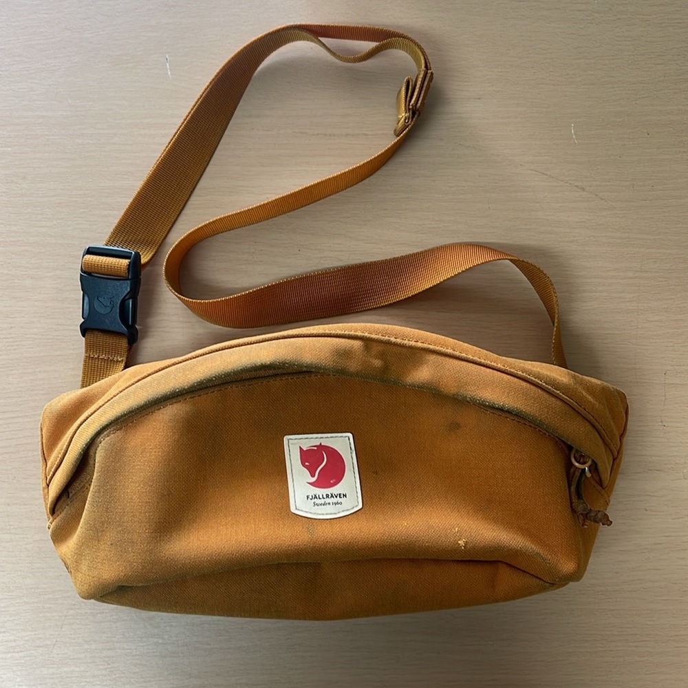 Fjallraven Fanny pack Ulvo Hip Pack Medium orange lightly worn